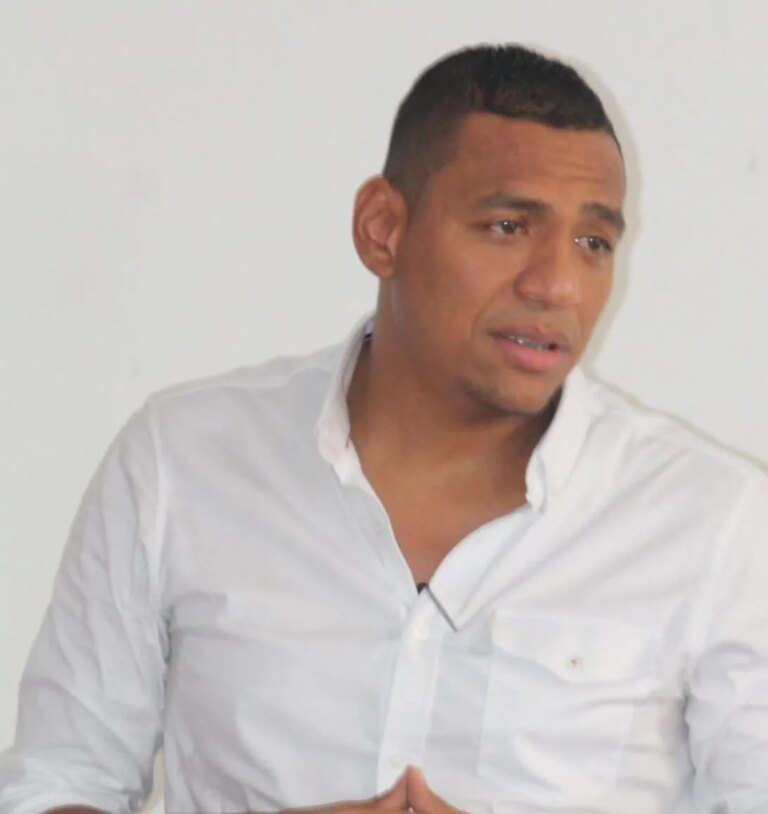 Procuraduria suspende al exalcalde de Arenal sur de Bolivar