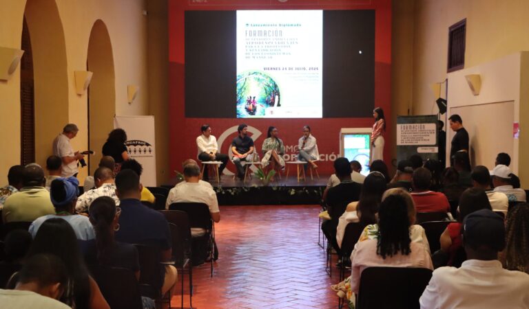 Unicartagena presenta diplomado dirigido a gestores ambientales afrodescendientes.