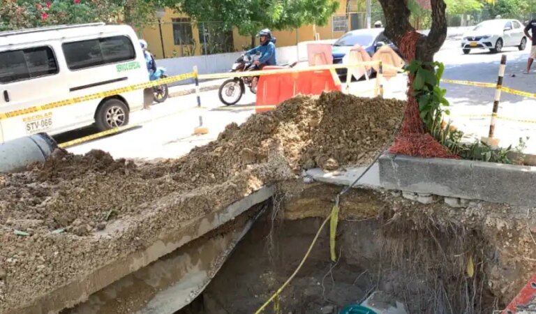 Concluyen los trabajos de mantenimiento de la tubería en la avenida de El Consulado.
