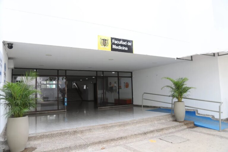 Convocatoria abierta en la Universidad de Cartagena para especialidades medico quirurgicas