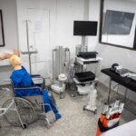 DIAN entrega equipos medicos a la Universidad de Cartagena