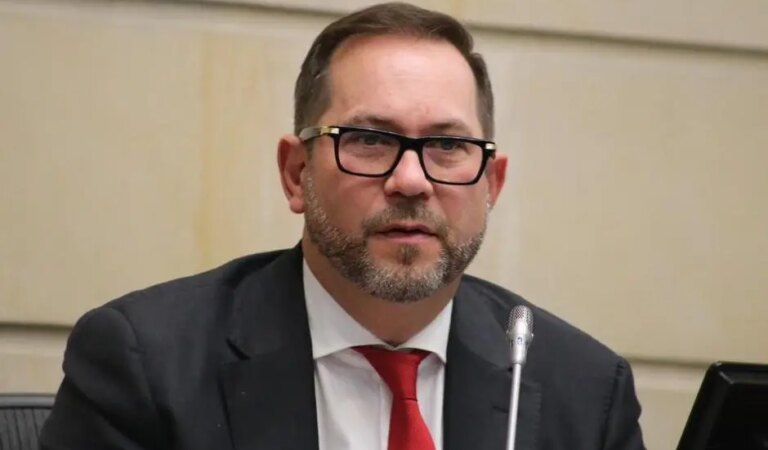 El Presidente del Senado alerta sobre las amenazas a la institucionalidad electoral