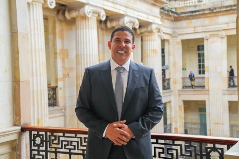 El representante Jocho Ardila reitera su compromiso de colaborar en