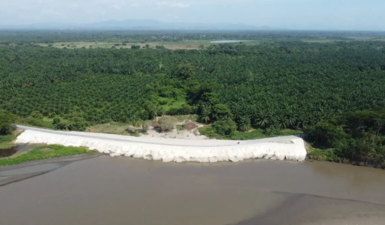 Fortalecen la conectividad vial en Río Viejo-Bolívar con obras de protección en el Brazo Morales