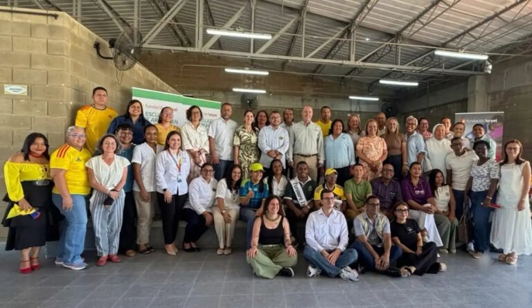 Instituciones educativas en Cartagena apoyadas por el sector privado para