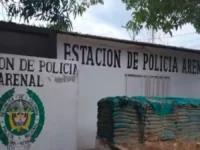 Tres policias heridos tras un ataque con drones a la