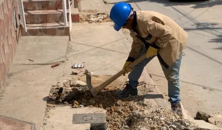 Aguas de Cartagena avanza en renovación de redes en Pasacaballos.