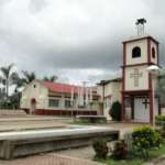 El Parimpampan Alquiler de Maquinaria Amarilla en Tiquisio