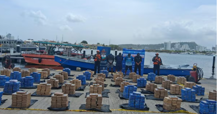 Fueron decomisadas más de 1,4 toneladas de cocaína cerca de Cartagena en el mar Caribe
