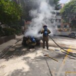 Incendio contenido en el parqueadero de un conjunto residencial en