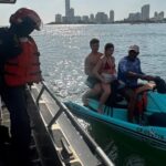 Jet Ski se quedo sin combustible y puso en peligro