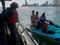 Jet Ski se quedo sin combustible y puso en peligro