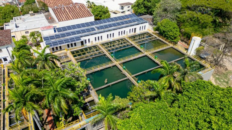 La empresa Aguas de Cartagena promueve la eficiencia energetica en