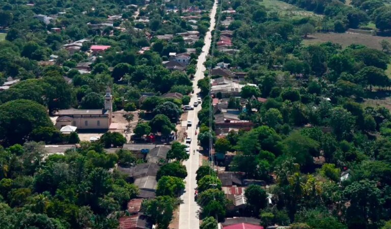Mejorada vía en servicio entre Talaigua Nuevo y Talaigua Viejo, sur de Bolívar.