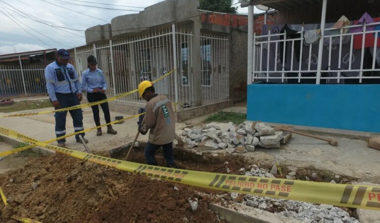 Aguas de Cartagena alerta sobre el impacto del fraude en el sistema de acueducto en toda la ciudad