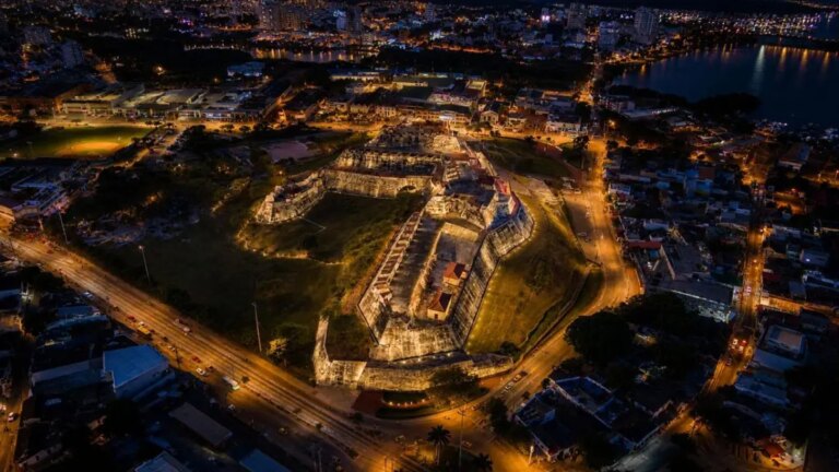 Distrito de Cartagena socializa proyecto de modernizacion en la iluminacion