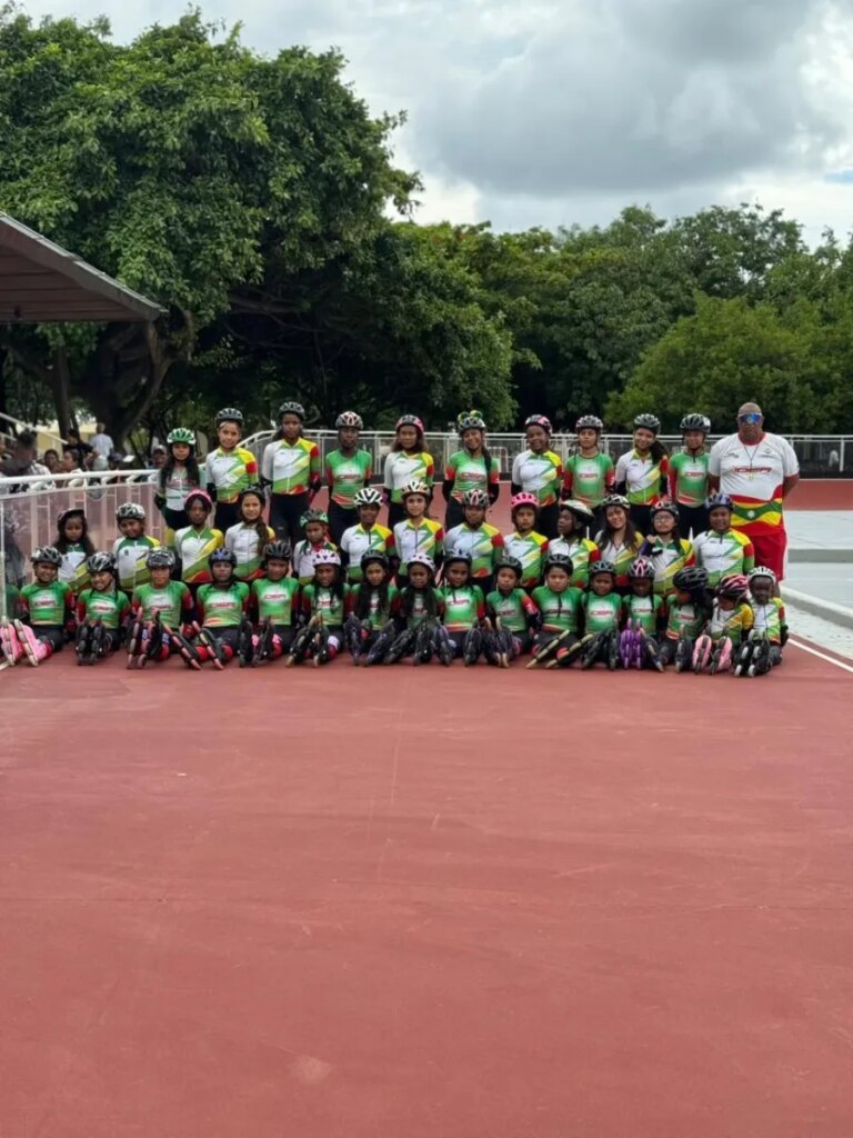 Escuela de Patinaje del IDER lider en puntos en Copa