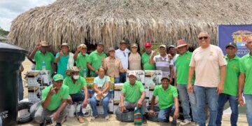 Gobernacion apoya a pequenos y medianos ganaderos del norte de