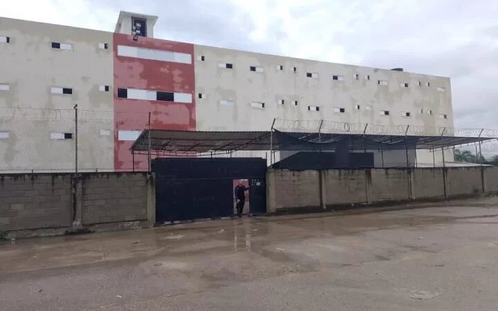 Obligaba a su pequeña hija a grabar videos para adultos. Juez en Cartagena la envió a la cárcel.