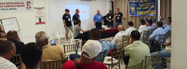 Primer Encuentro de Trabajadores Metalurgicos de Colombia se lleva a
