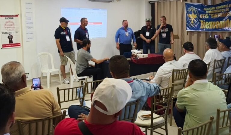 Primer Encuentro de Trabajadores Metalúrgicos de Colombia se lleva a cabo en Cartagena.