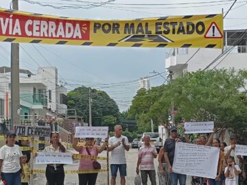 El alcalde Dumek solicita la pavimentacion de la Carrera 70